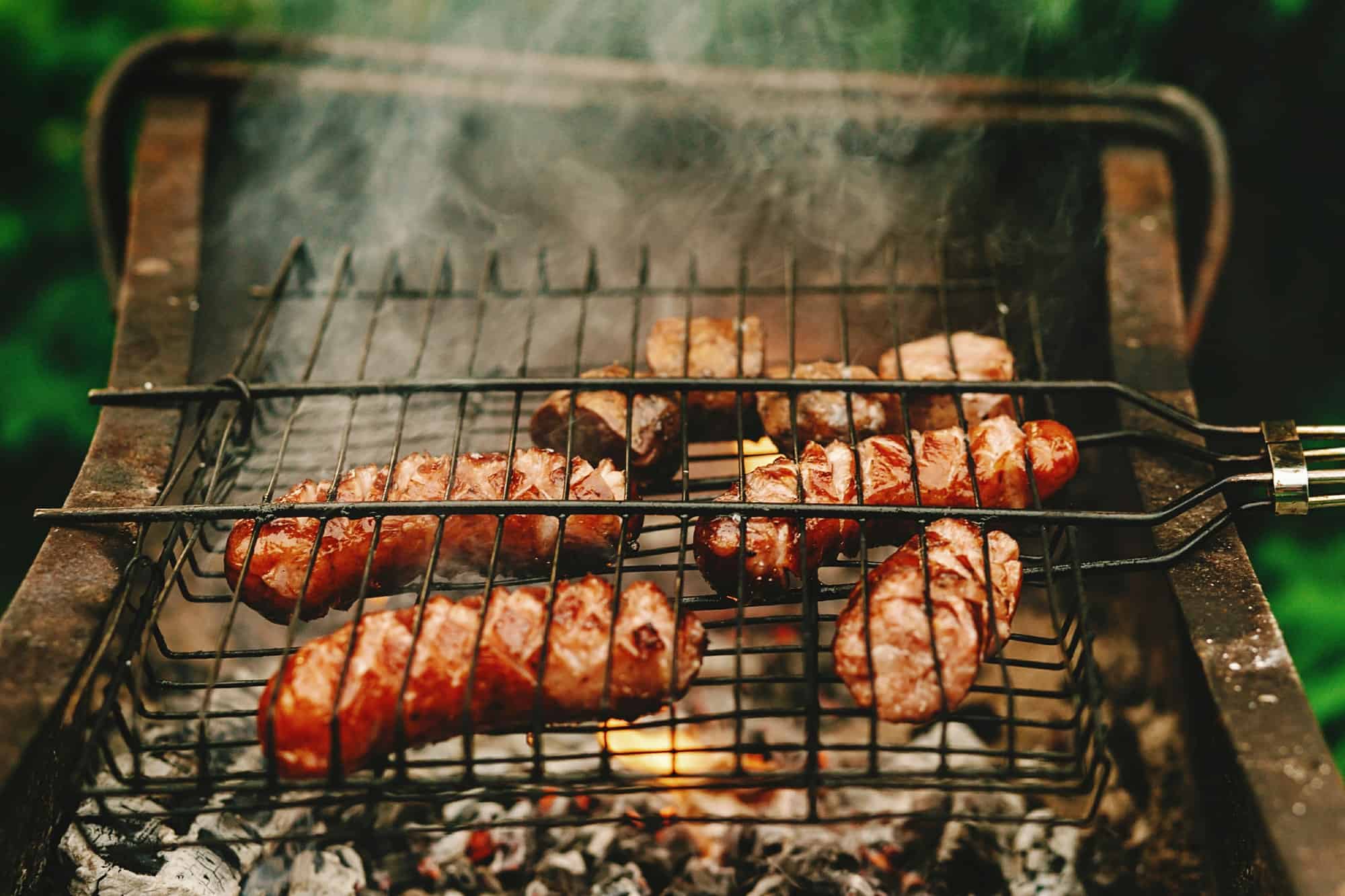 Is It Safe To Grill On Rusty Grates Unassaggio
