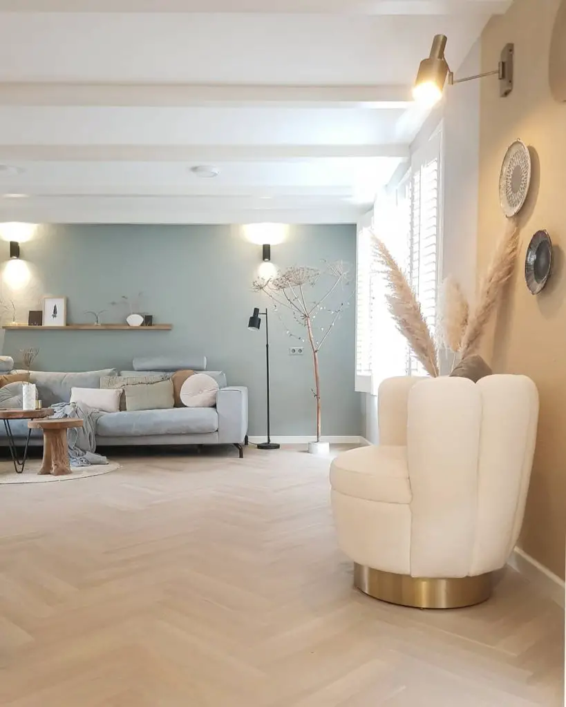 Sophisticated Living Room Setting