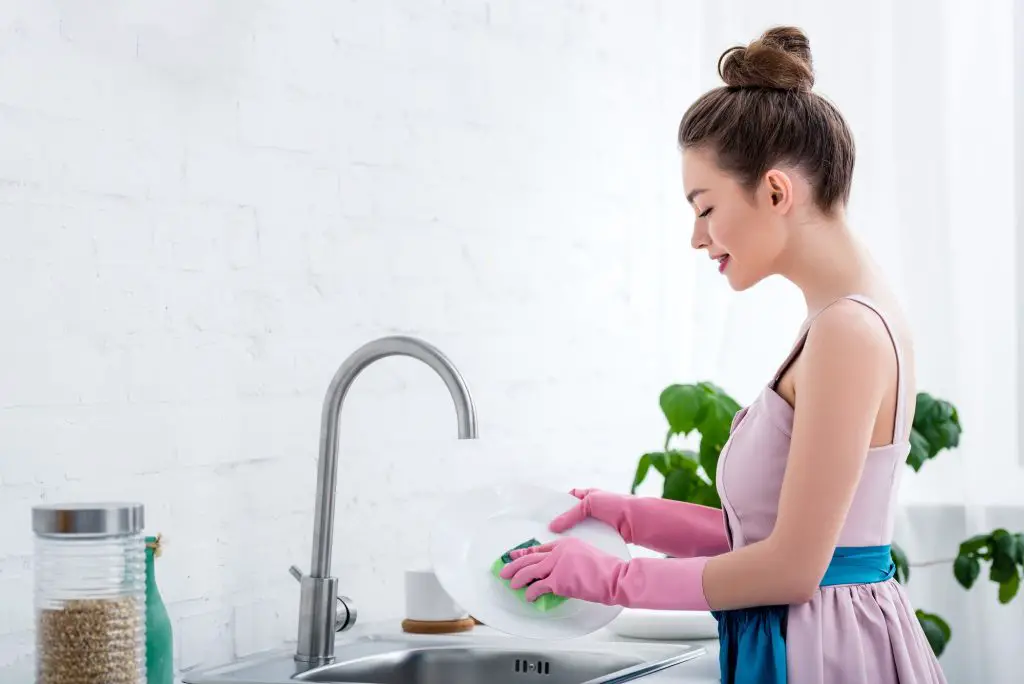 Do Dishwashing Gloves Have Latex?