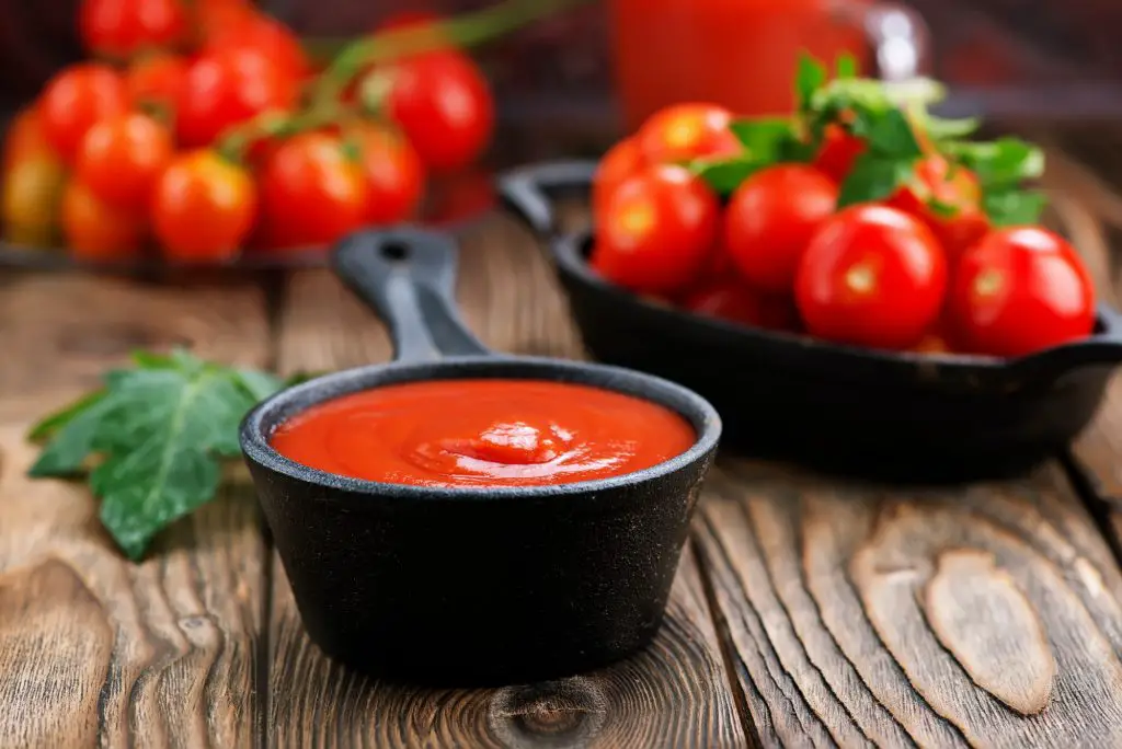 How to Thicken Tomato Sauce