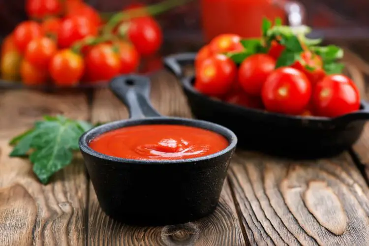 How to Thicken Tomato Sauce
